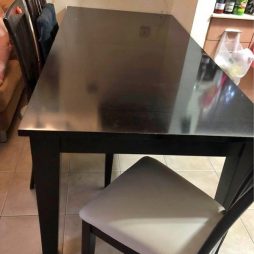 Обеденный стол цвета темный шоколад и 6 стульев