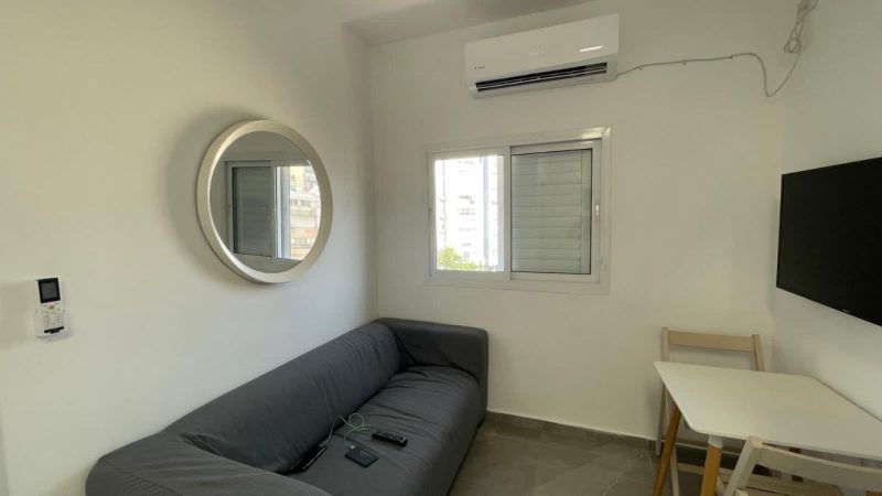 В аренду 2х-комнатная на HaMeyasedim 12, Netanya за 3600 ₪ -  Фото 2