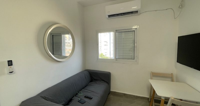 В аренду 2х-комнатная на HaMeyasedim 12, Netanya за 3600 ₪ -  Фото 2