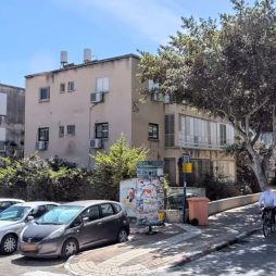 В аренду 2х-комнатная на Shmuel HaNatziv St 40, Netanya за 3500 ₪