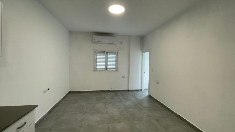 В аренду студия на Sderot Hayim Weizman 16, Netanya за 2300 ₪ -  Фото 2