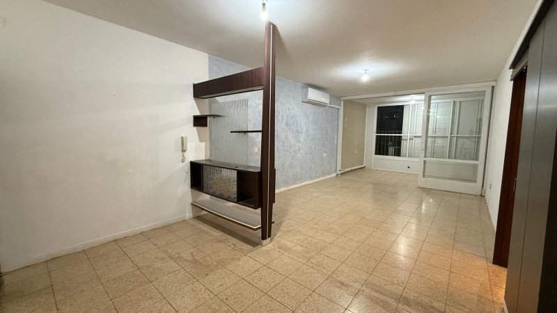 В аренду 3х-комнатная на Ussishkin St 5, Netanya за 3800 ₪ -  Фото 3