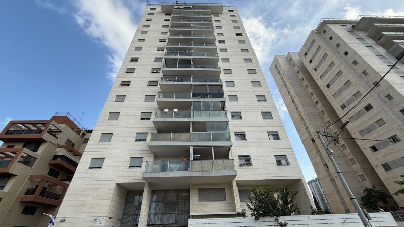 В аренду студия на AlHarizi St 16, Netanya за 2700 ₪ -  Фото 1