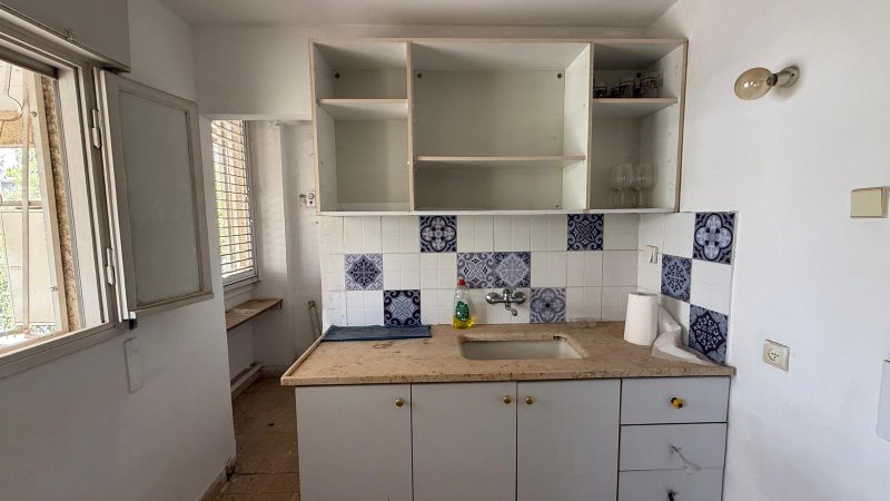В аренду 2,5-комнатная на Hahistadrut 52, Giv'atayim за 4650 ₪ -  Фото 1