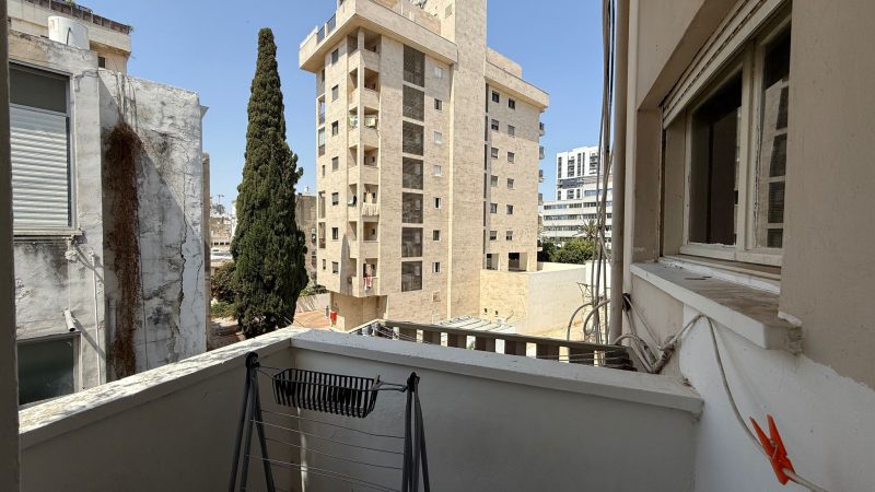 В аренду 1-комнатная с балконом на A.D. Gordon St 4, Netanya за 3100 ₪ -  Фото 5