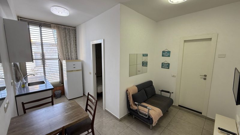 В аренду 2х-комнатная на Shmuel HaNatziv St 18, Netanya за 3500 ₪ -  Фото 2
