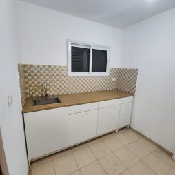 2-комнатная с выходом в гину на Барзилай, Хайфа — 1 800 ₪