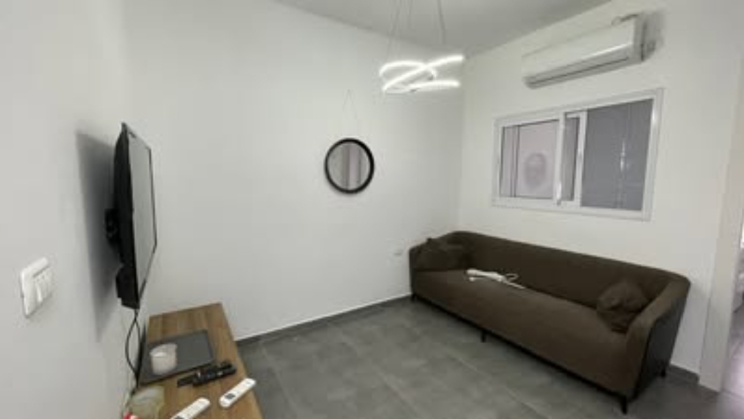 В аренду 2х-комнатная на Shmuel HaNatziv St 12, Netanya за 3800 ₪ -  Фото 2