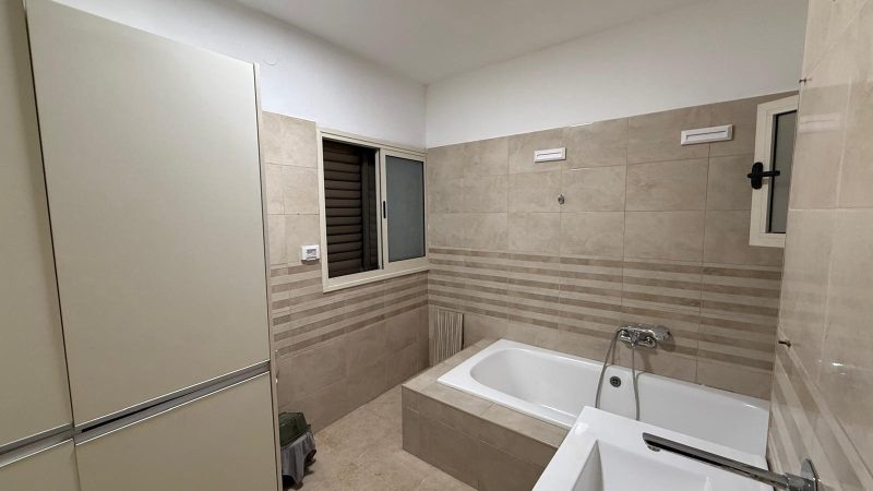 В аренду 5-комнатная на Sderot Binyamin 64, Netanya за 6500 ₪ -  Фото 5