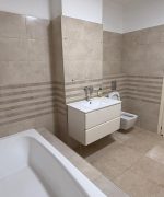 Превью, всего фото: 9