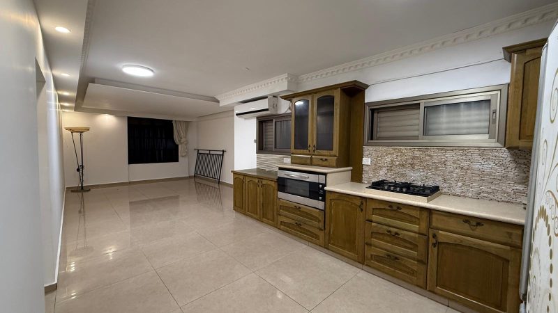 В аренду 5-комнатная на Sderot Binyamin 64, Netanya за 6500 ₪ -  Фото 2