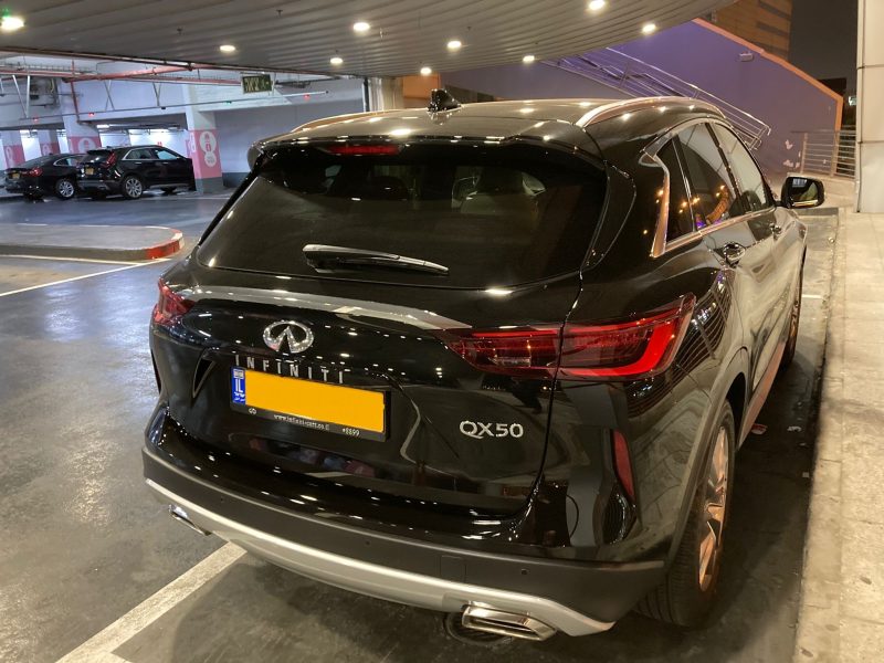 продается по случаю Инфинити QX50 LUXE ,2022 года, цвет черный 1 рука, 49000км -  Фото 1