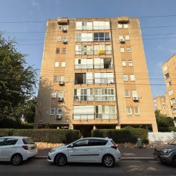 В аренду 3,5-комнатная на Yehuda HaNassi 15, Netanya за 4600 ₪