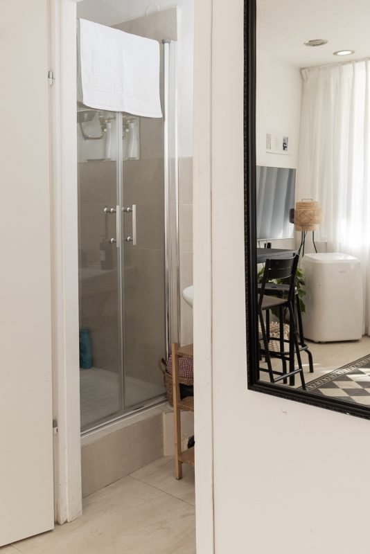 Студия на берегу моря и с видом на море! -  Фото 8